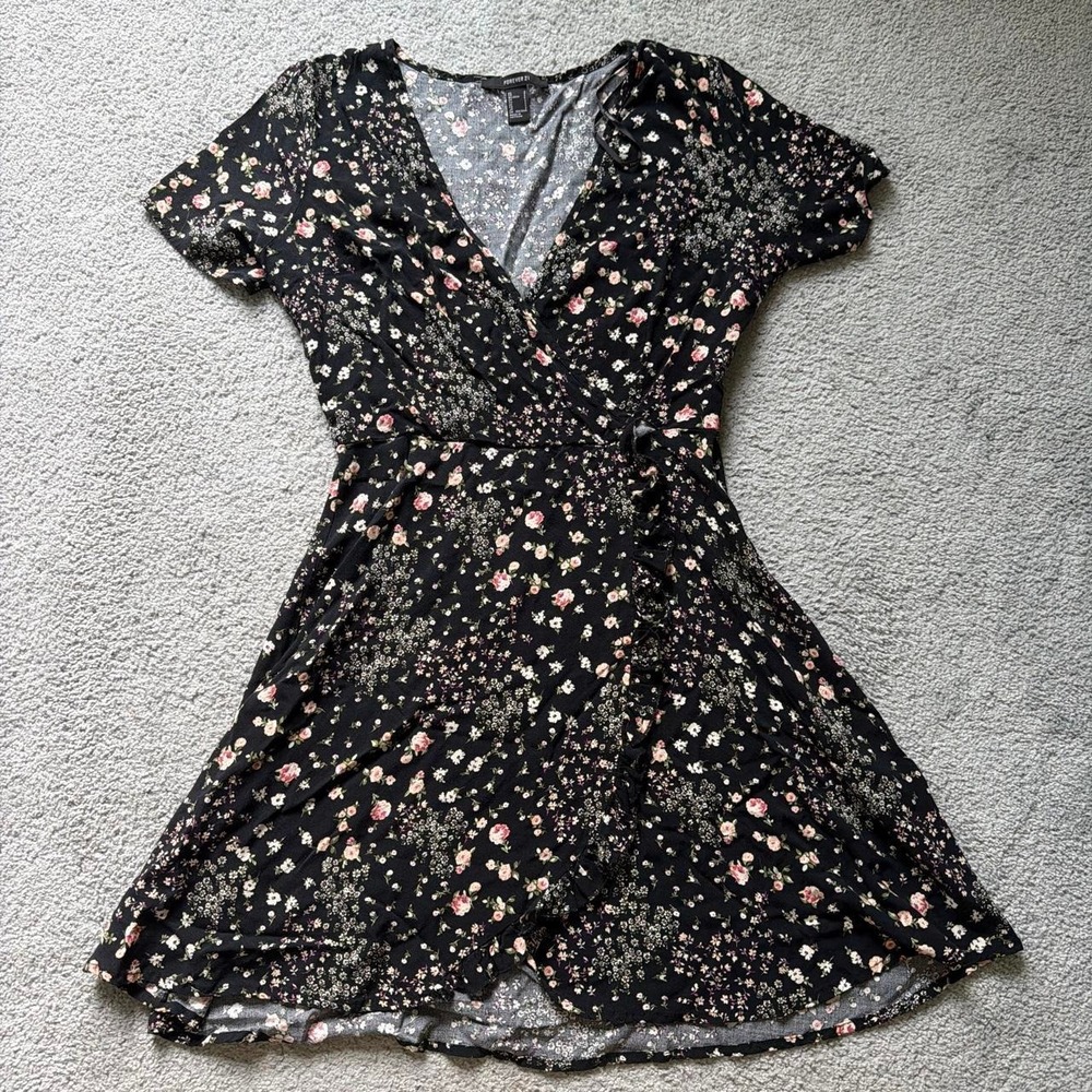 Forever 21 Black Floral A-Line Faux Wrap Dress, Size S